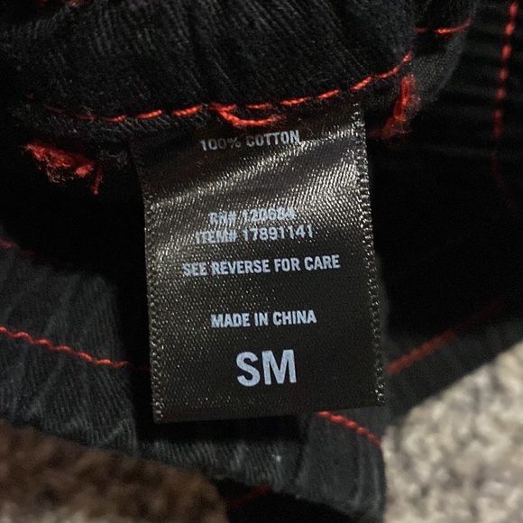 Two cargo pants - Picture 9 of 9